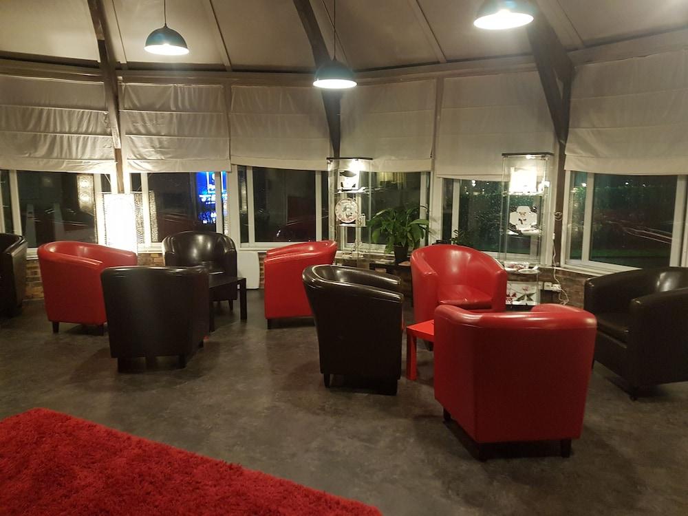 Hotel Kyriad Épernay